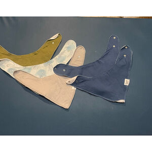 Baby egmao Bibs One Size Blue Green